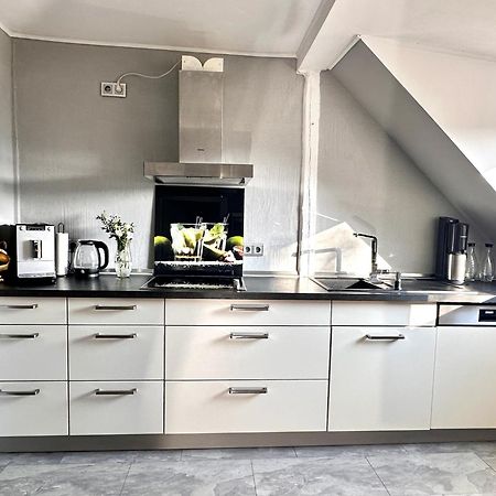 65Qm Luxus Apartment Mit Whirlpool Saarbruecken Uni Naehe Exterior photo