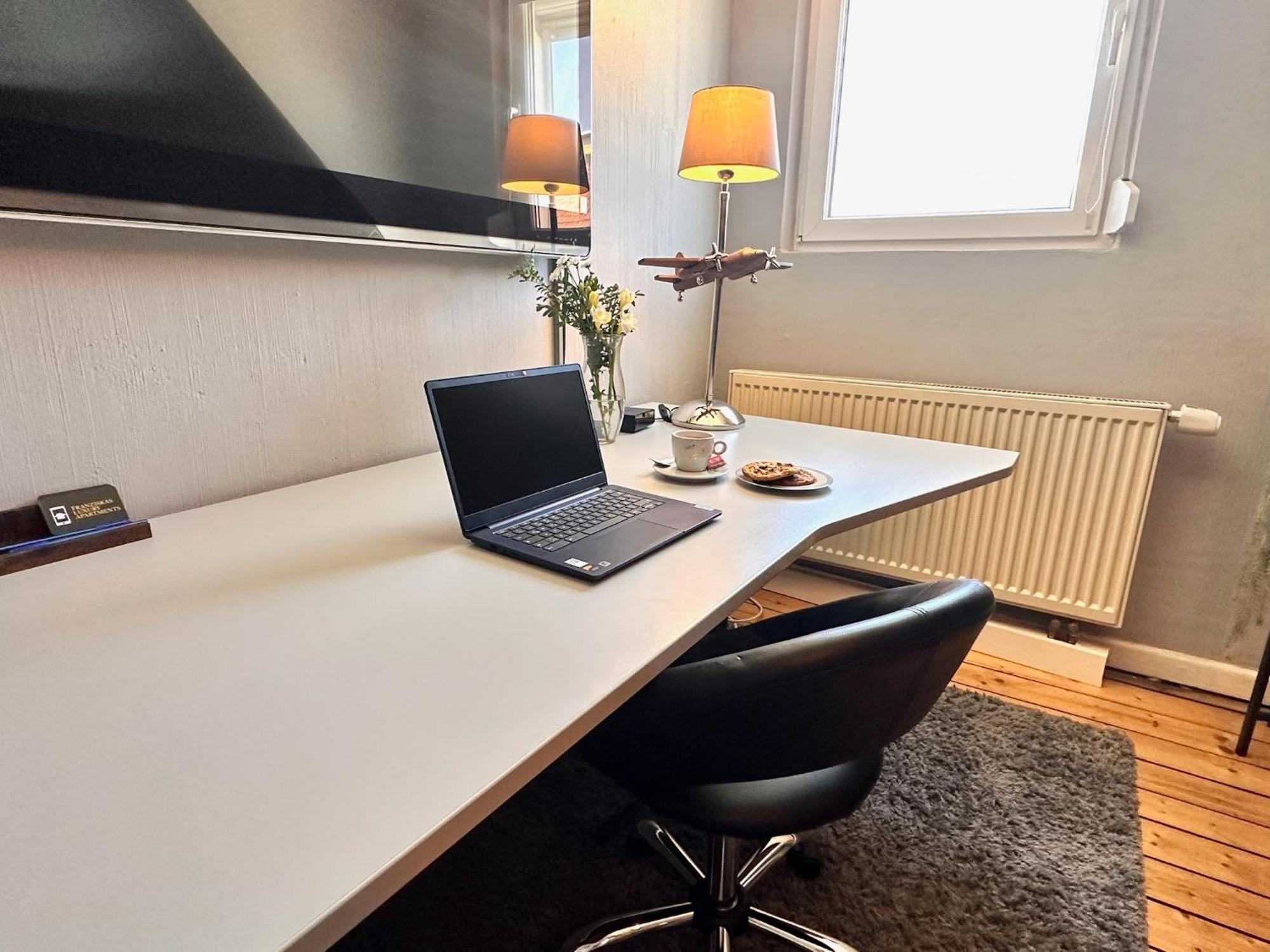 65Qm Luxus Apartment Mit Whirlpool Saarbruecken Uni Naehe Exterior photo